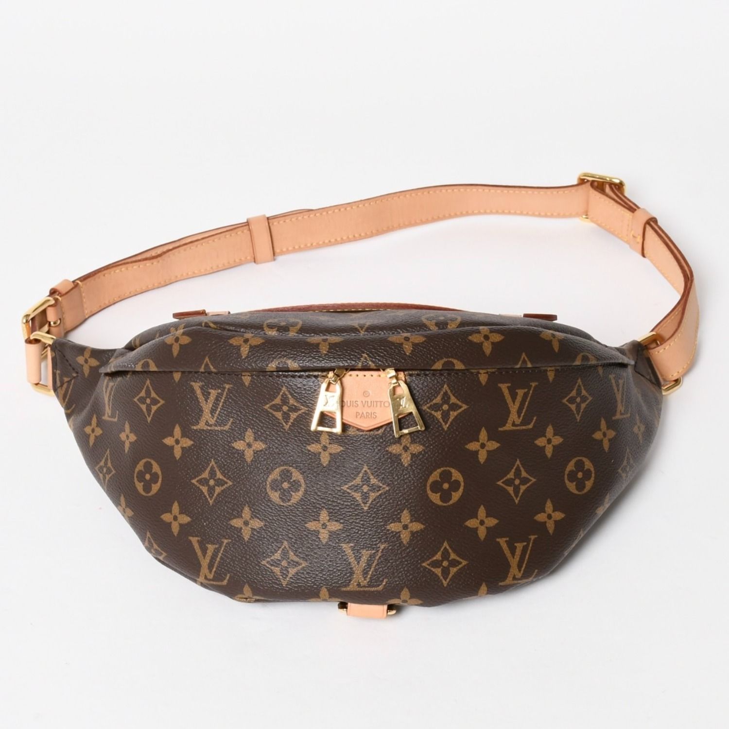 極美品 LOUIS VUITTON ルイ ヴィトン バムバッグ ショルダーバッグ M43644 ブラウン モノグラムキャンバス レザー ゴールド金具 中古 4a005806 176,000円