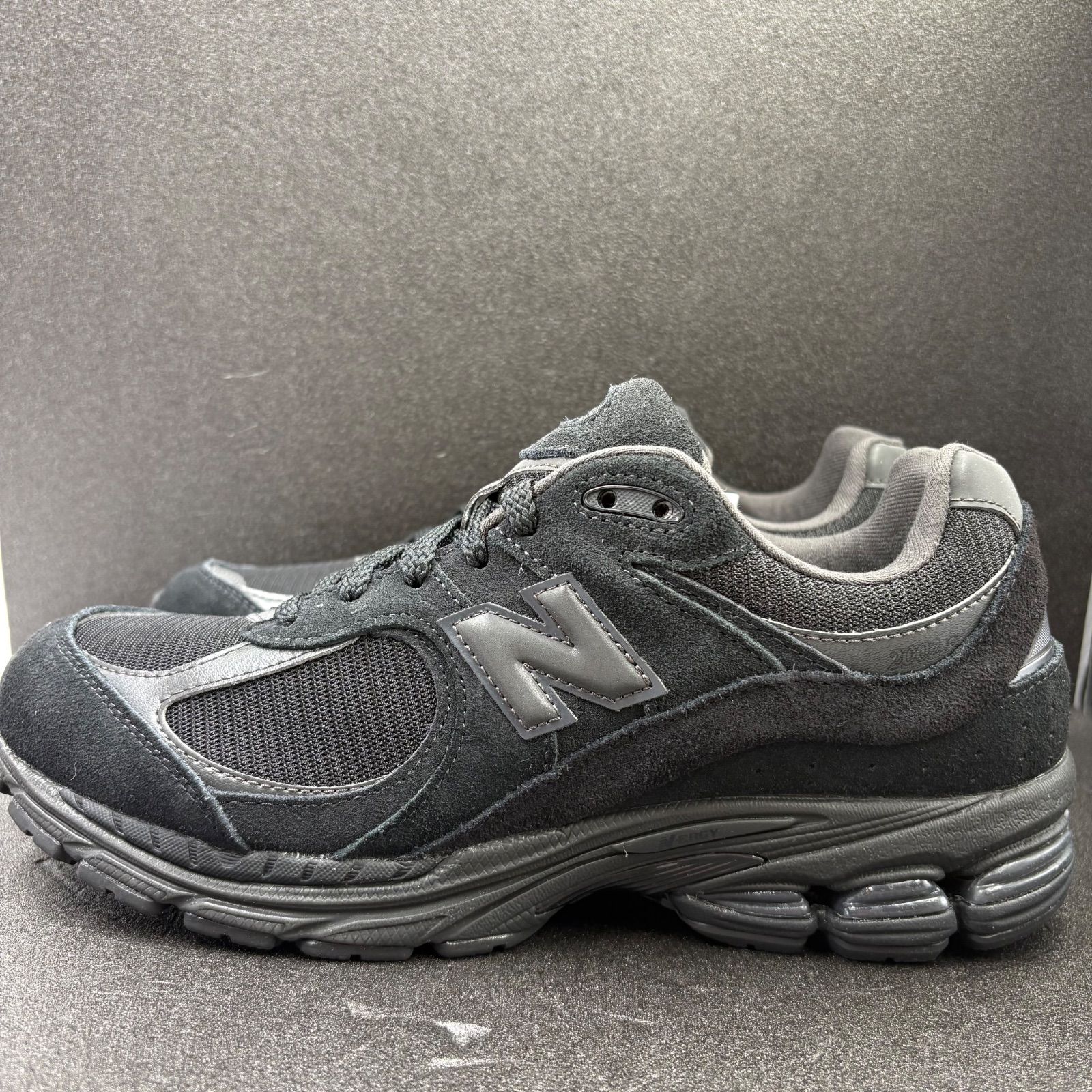 新品　New Balance 2002R 