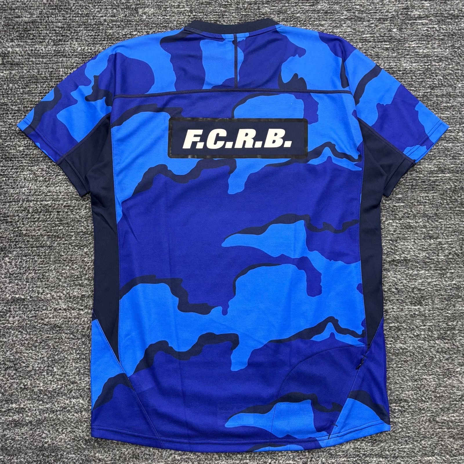 美品 16AW FCRB GAME SHIRTS BLUE CAMO L F.C.Real.Bristol ゲーム