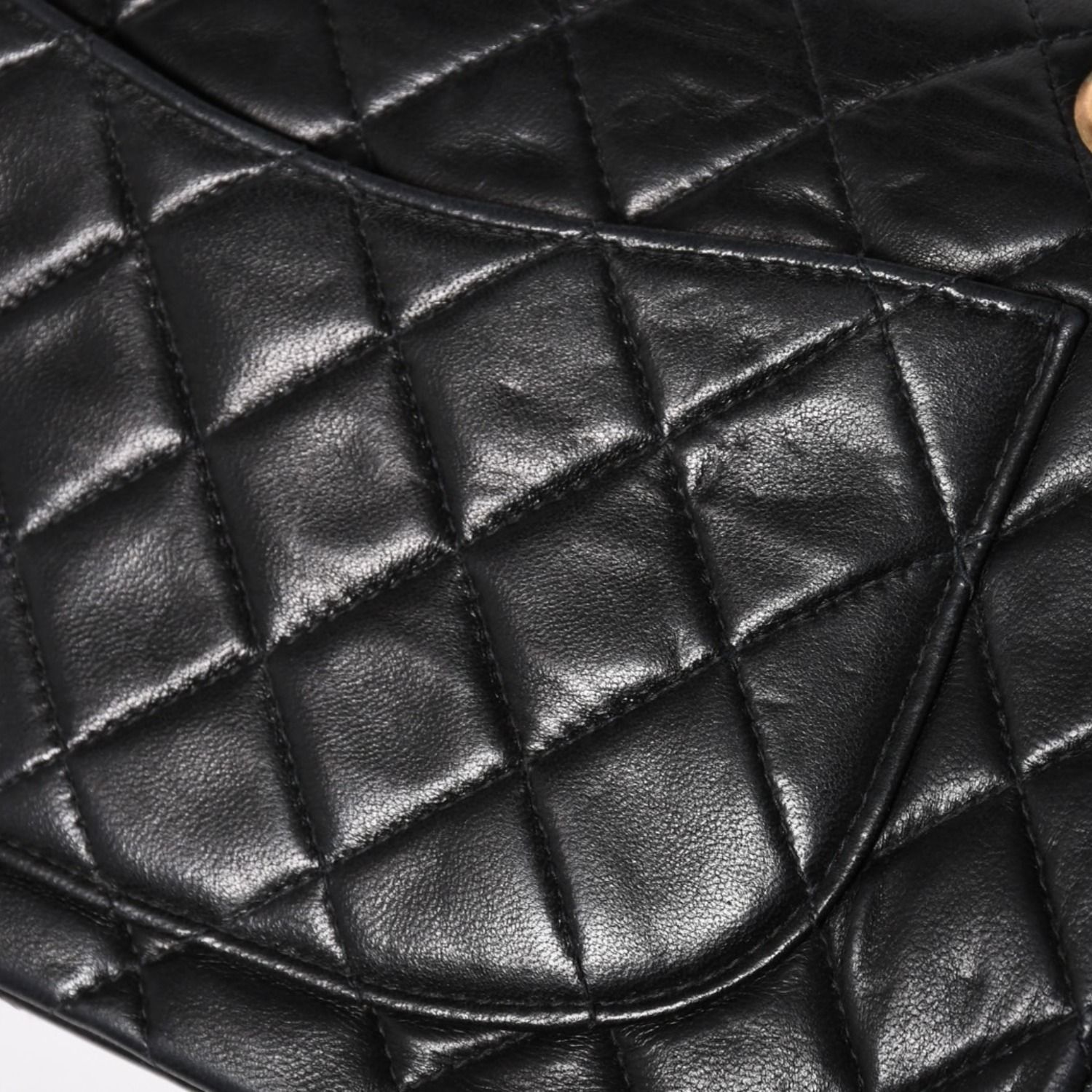 CHANEL 新型 シャネル マトラッセ23 Wフラップ Wチェーンショルダー 