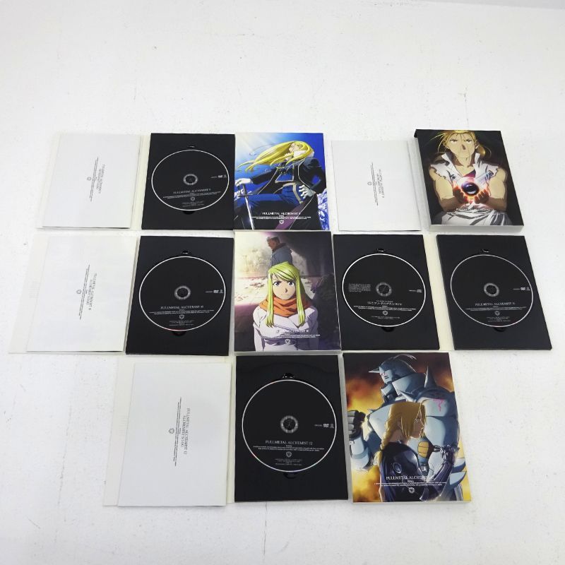 三重店】鋼の錬金術師 FULLMETAL ALCHEMIST DVD 全16巻セット 収納