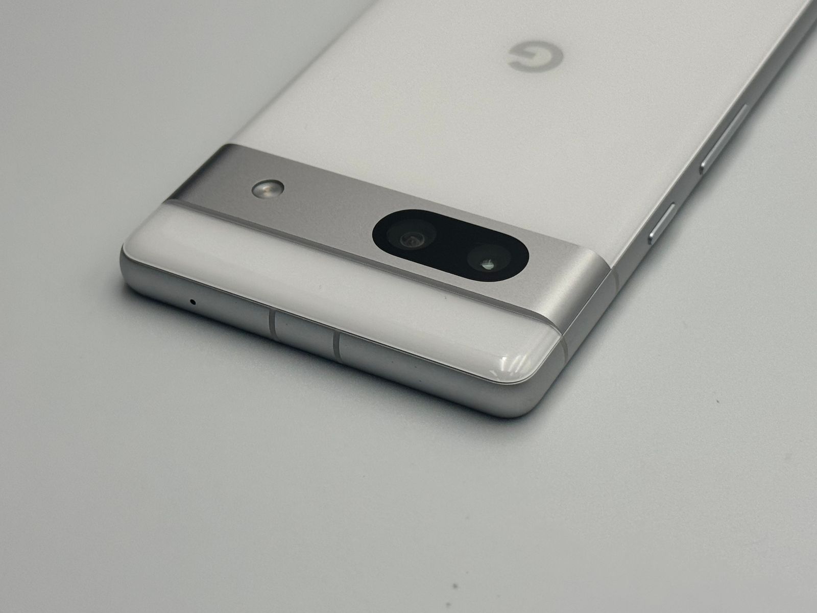 中古B】Google Pixel 7a 128GB Snow SIMフリー 白ロム - メルカリ