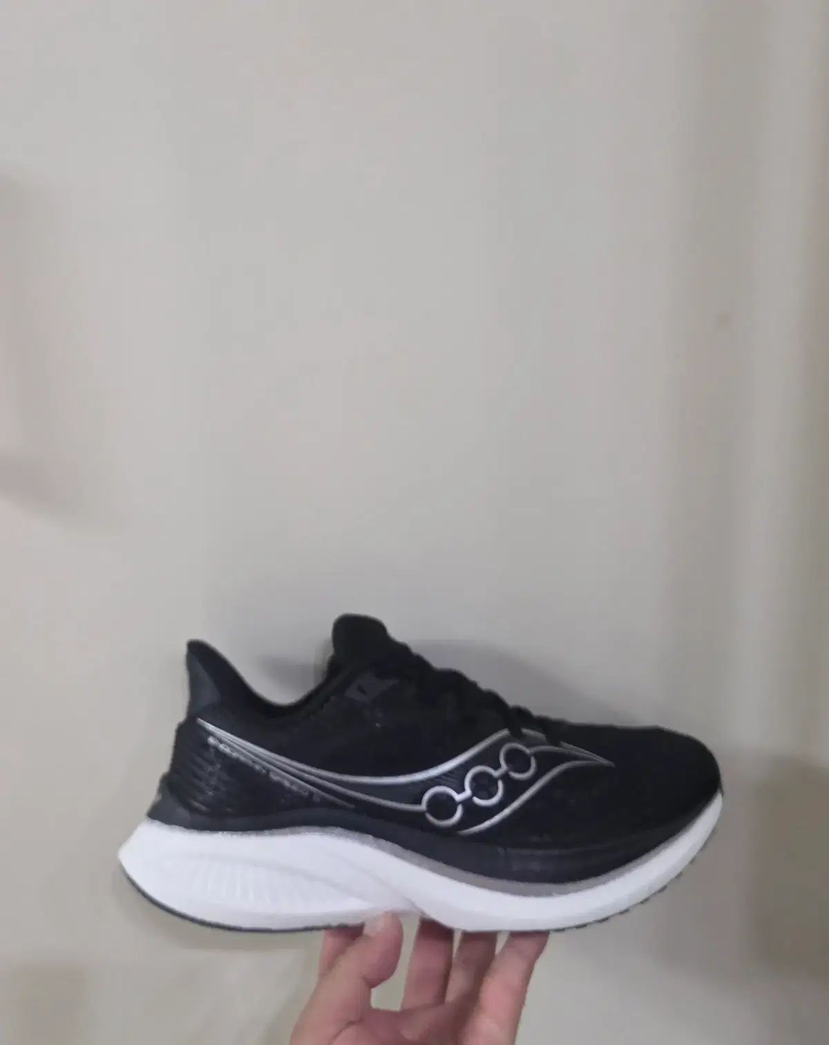 255 Saucony サッカニー エンドルフィン スピード5 ブラック ホワイト ウィング ドルフィン ナイロン プレート ㅡ 未着用 新品