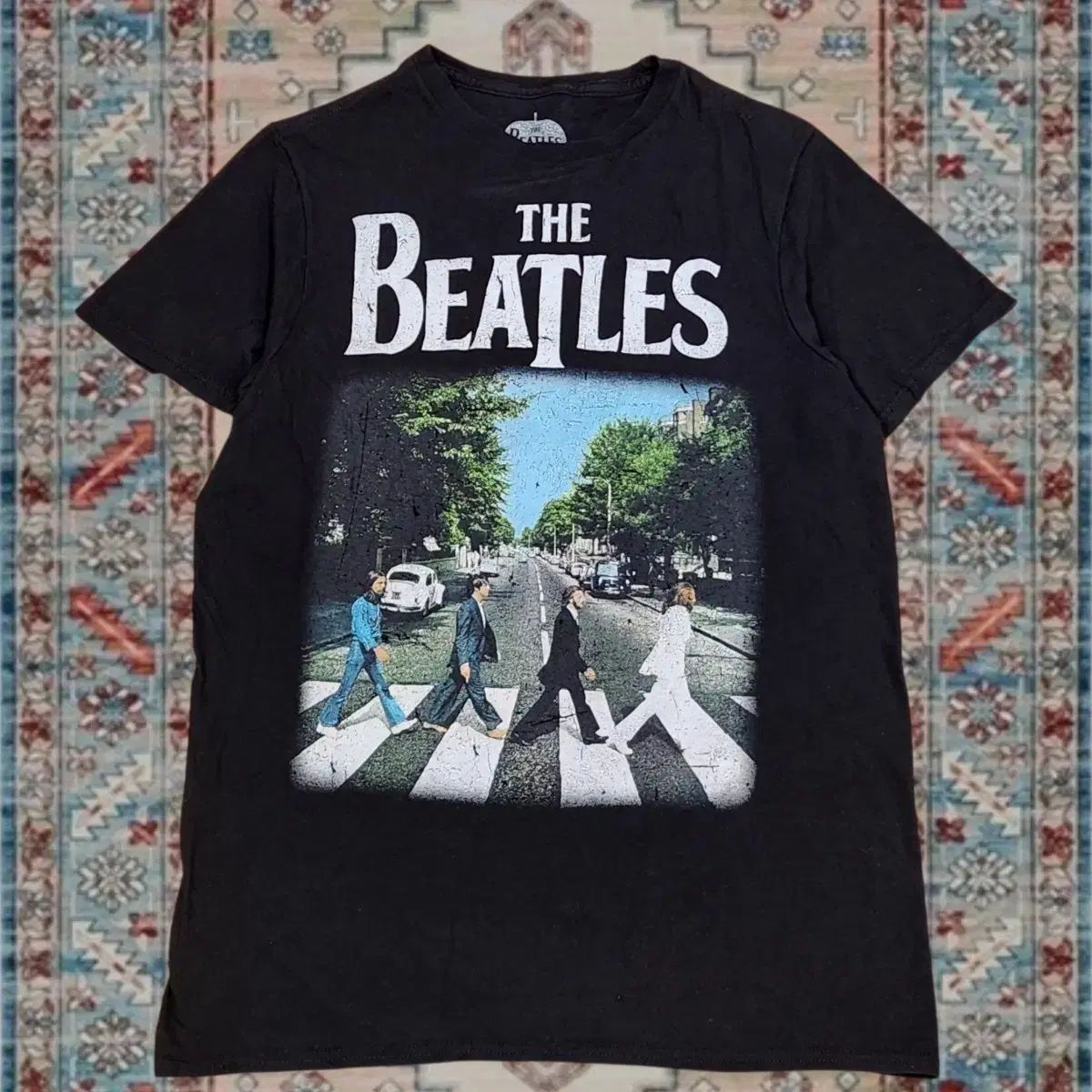 ビートルズ オフィシャル エ<bos>ビーロード グラフィック ROCK バンド Tシャツ S