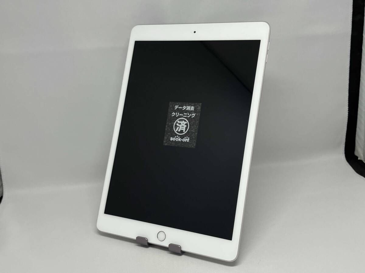 MYLA2J/A iPad Wi-Fi 32GB シルバｰ - メルカリ