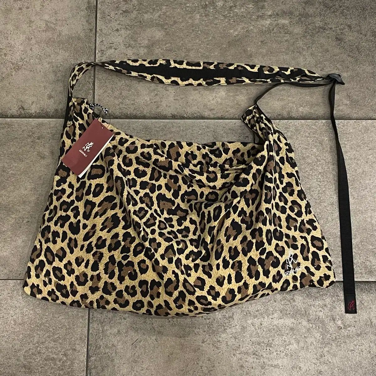 (新品)グラミチ BIG ショッパーバッグ ヒョウ柄 レオパード