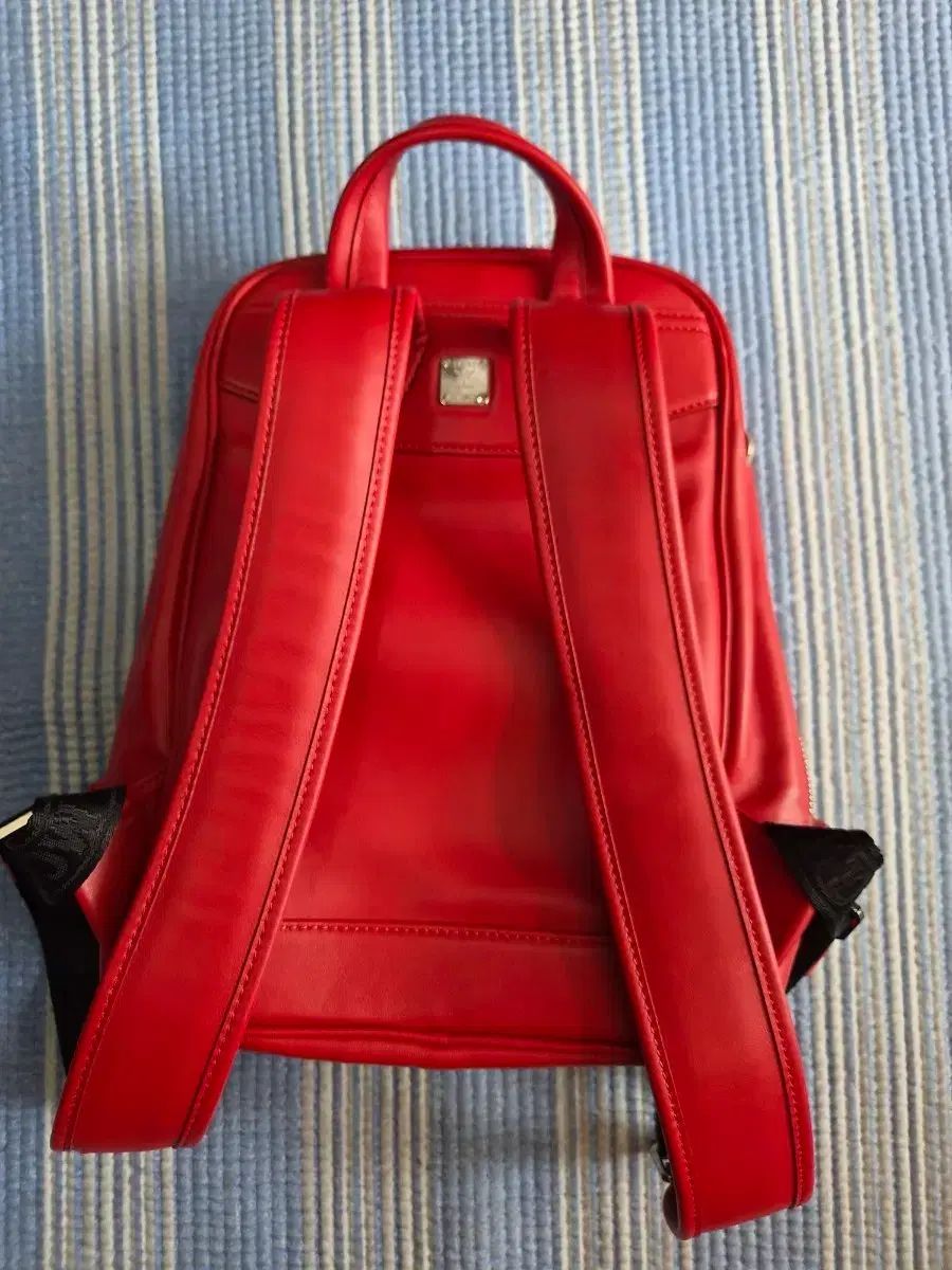 MCM エム シー エム バックパック 16,521円