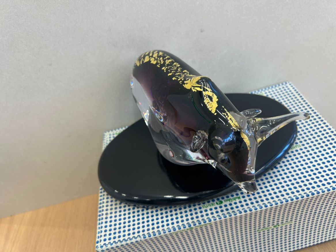 MN】マルティグラス 牛・ウサギ 置物3点 - メルカリ