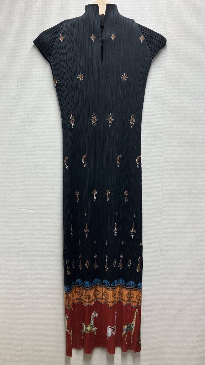 PLEATS PLEASE ISSEY MIYAKE メリーゴーランド 柄 半袖 ロング ワンピース ブラウス スカート プリーツプリーズ イッセイミヤケ PP43-JH777
