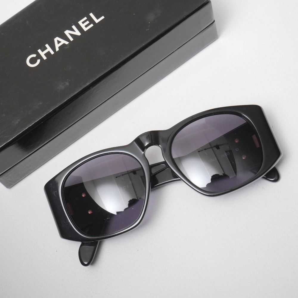 CHANELシャネル　ヴィンテージサングラス　マトラッセ　ココマーク CHANEL シャネル ヴィンテージ サングラス マトラッセ ココマーク CC