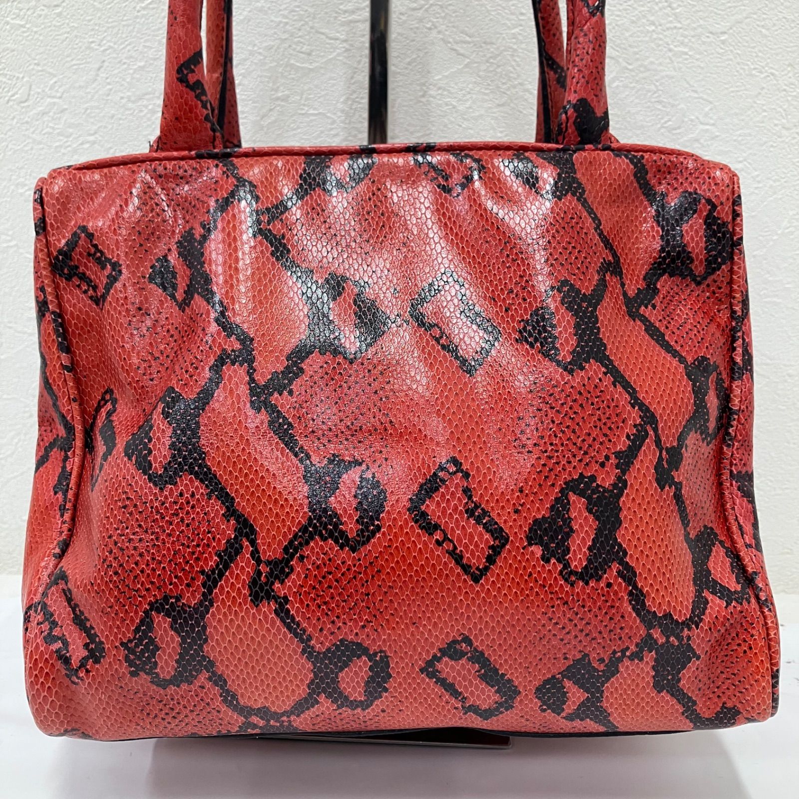 6391 MOSCHINO モスキーノ ハンドバッグ パイソン柄 アニマル レッド系 