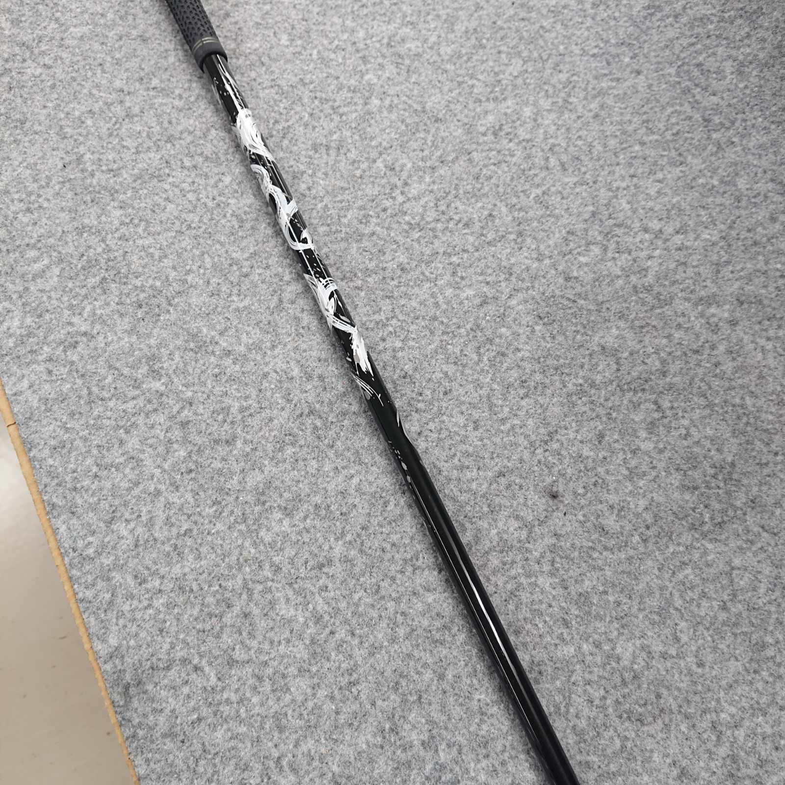 Kai'li WHITE 60 (X) テーラーメイド純正スリーブ付 ドライバー用 US