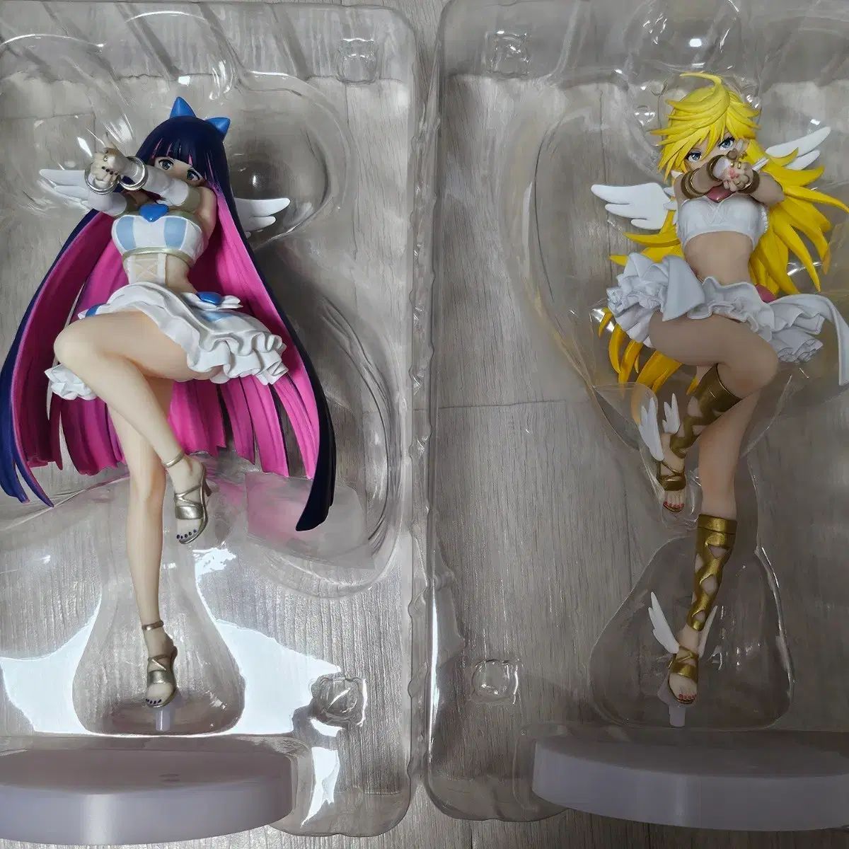 ポップアップパレード ショーツ&ストッキング with ガーターベルト ショーツ&ストッキング セット 悔い改めなさい パンツが フィギュア