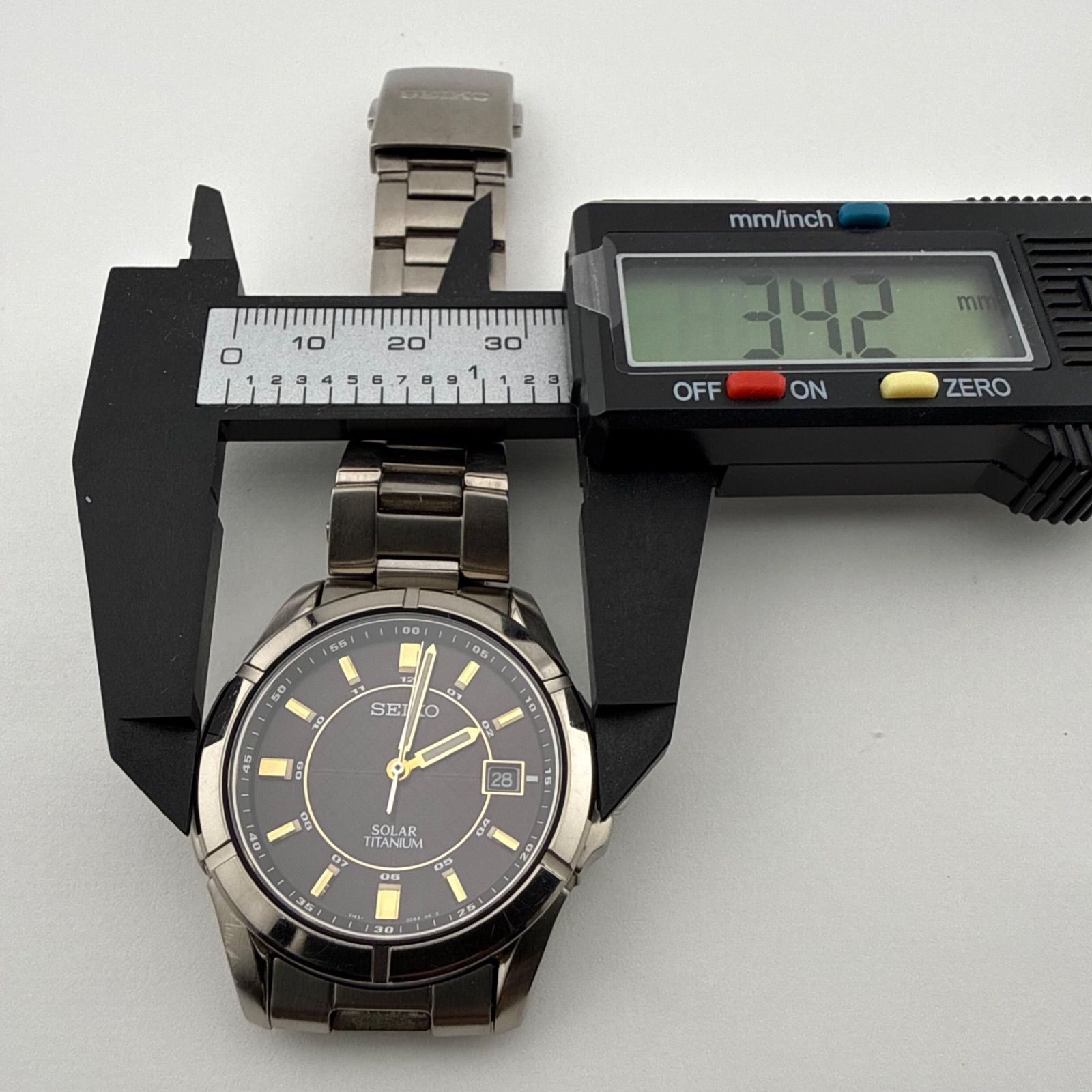 SEIKO V145-0AX0 セイコー TITANIUM チタニウム メンズ 腕時計 