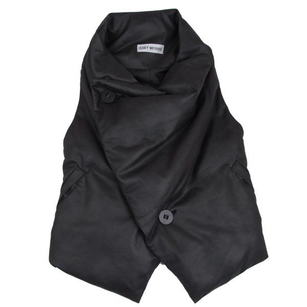 イッセイミヤケISSEY MIYAKE シンセティックレザードレープダウン