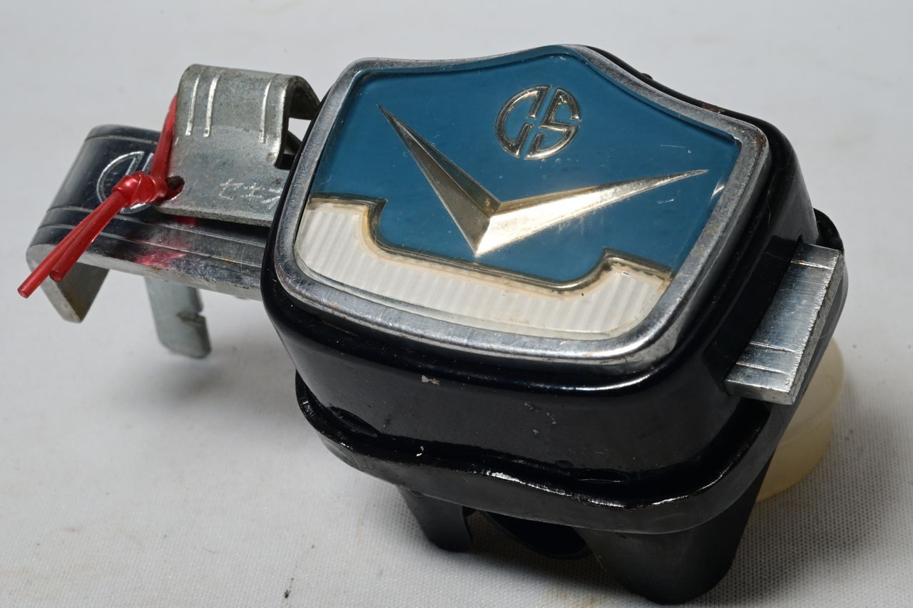 Showa Retro Sekine Bicycle Rear Wheel Lock, Key Dead Item, Long Term Storage Collection, etc.