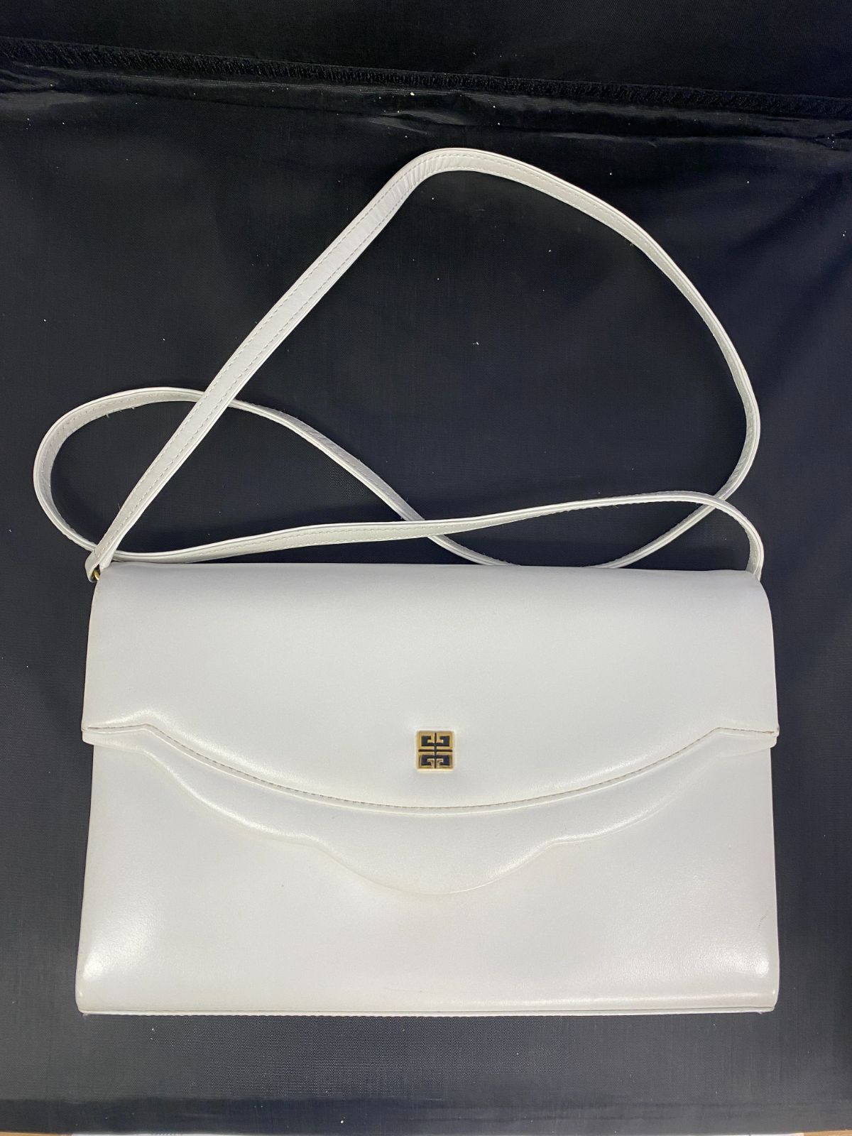 ジバンシー バッグ 白 B25093897
