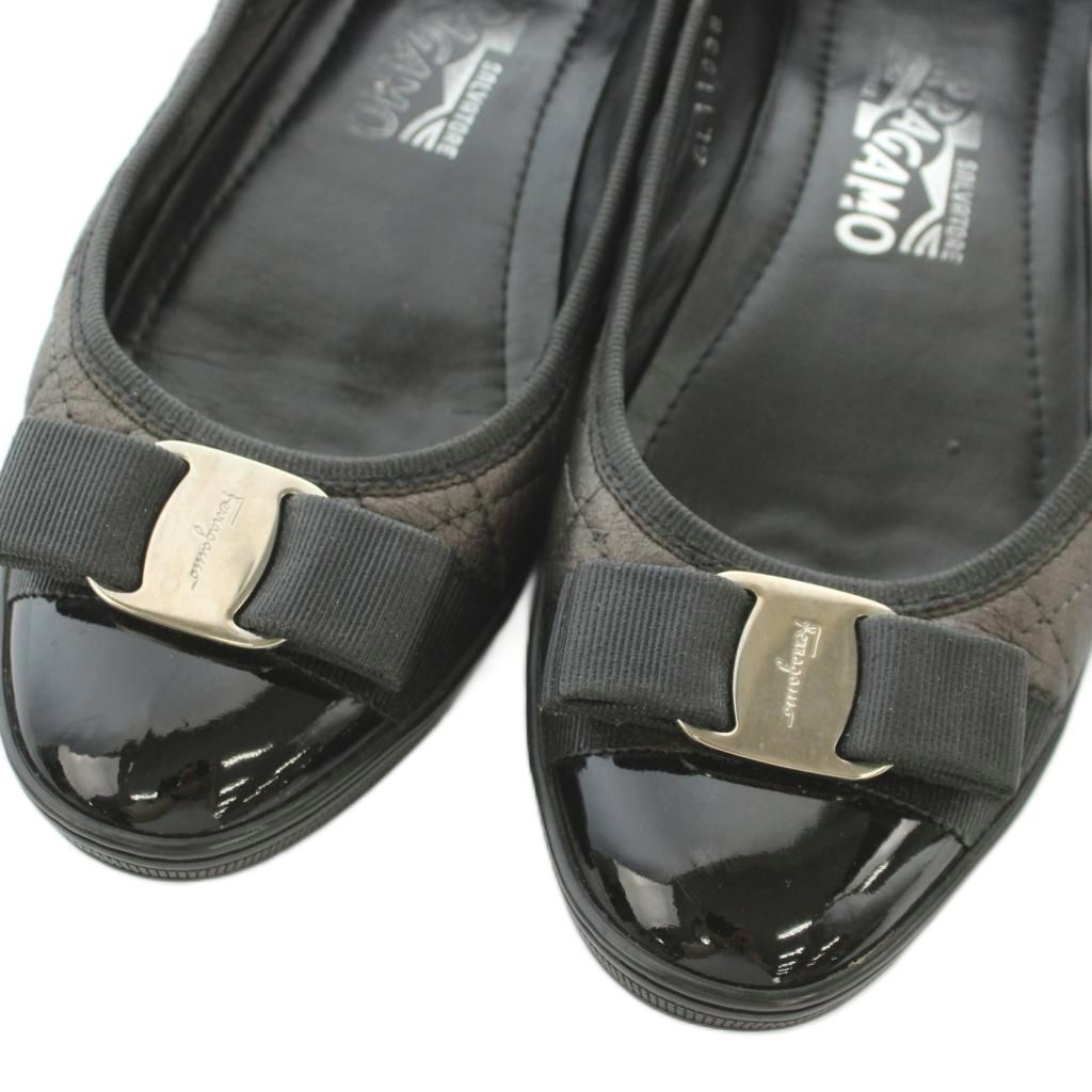 サルヴァトーレフェラガモ Salvatore Ferragamo ヴァラ キルティング