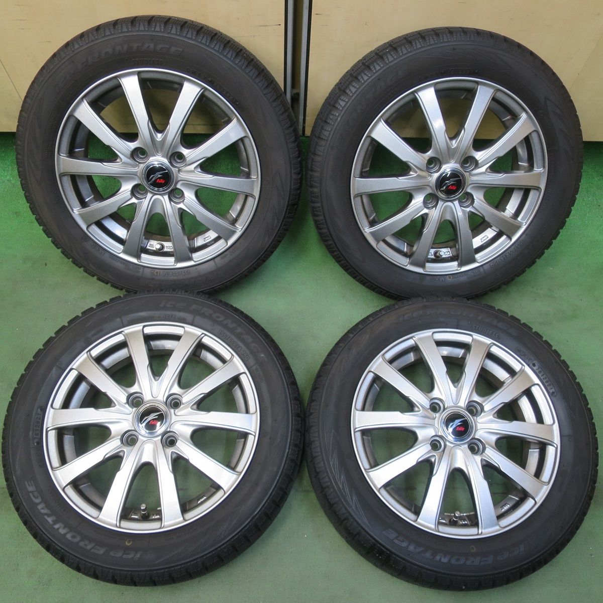 バリ溝！キレイ！9分スタッドレス 155/65R14 アイスフロンテージ トーヨー Fang ファング 14インチ PCD100/4H6072001イス