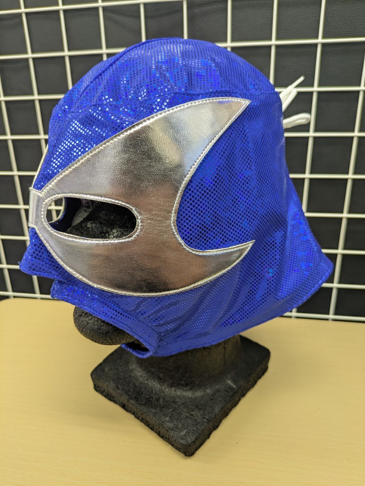 メキシコ製 セミプロマスク リスマルク