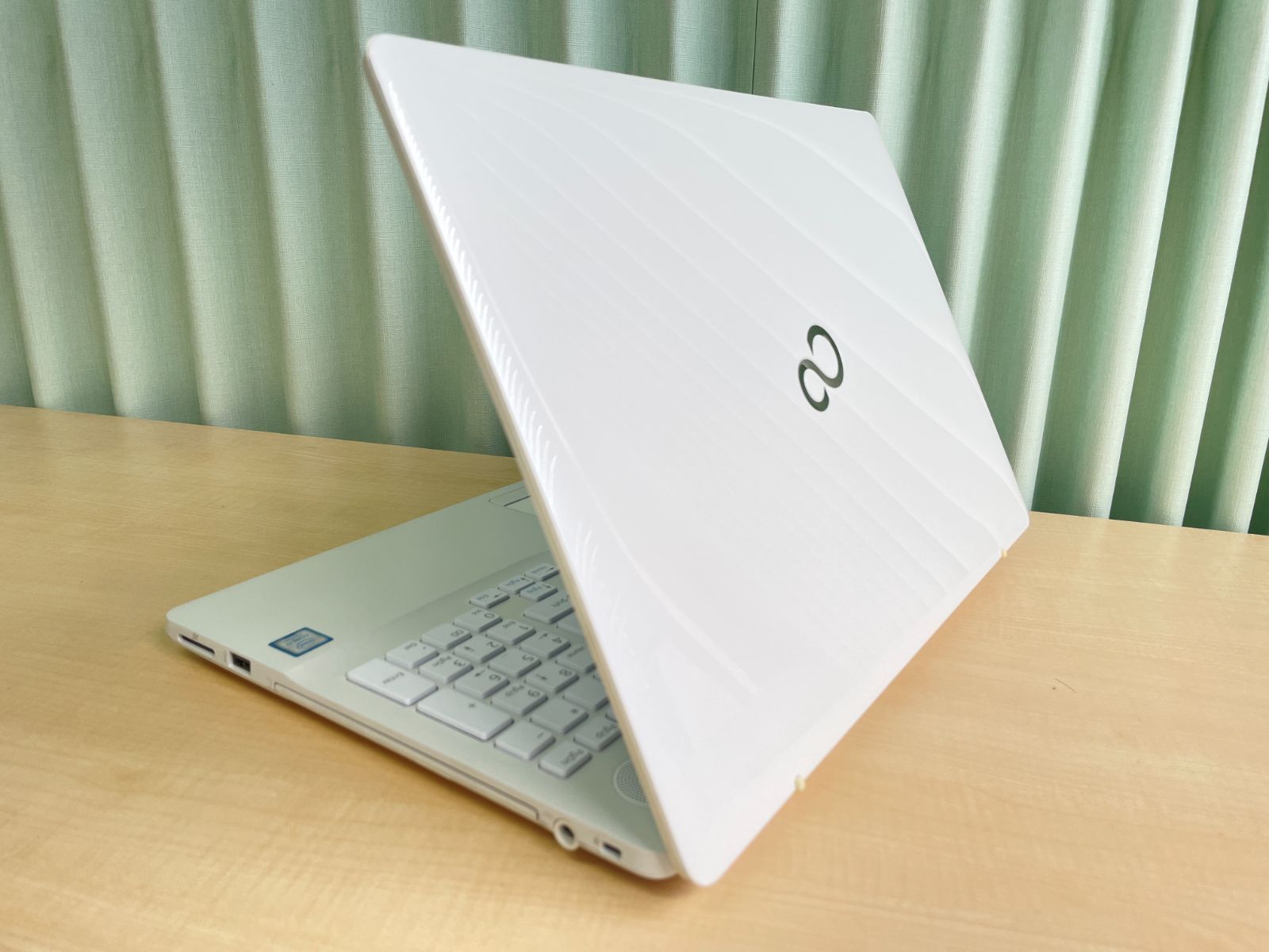 富士通 LIFEBOOK AH50/D2 第7世代i7 16GB SSD512GB - メルカリ