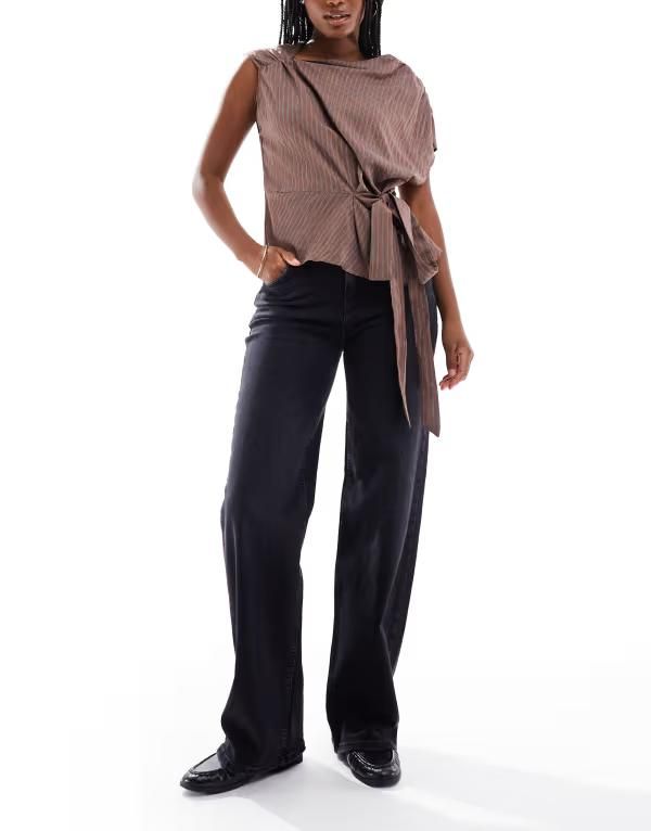 ピーシーズ レディース ボトムス デニムパンツ ワイドレッグ シルク ジーンズ PIECES Silke mid rise wide leg jeans Black Denim ブラック