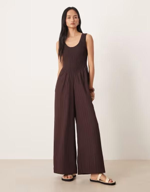 エイソス レディース トップス ジャンプスーツ ASOS DESIGN scoop neck crinkle jumpsuit Brown ブラウン