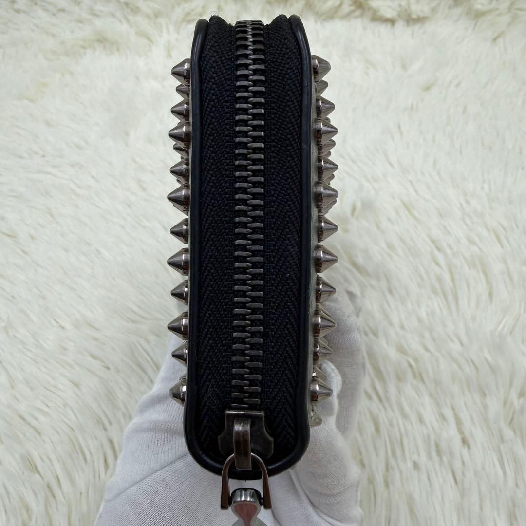 ✨極美品✨ ルブタン 長財布 パネトーネ ラウンドジップ ブラック レザー ✨極美品✨ ルブタン 長財布 パネトーネ ラウンドジップ ブラック