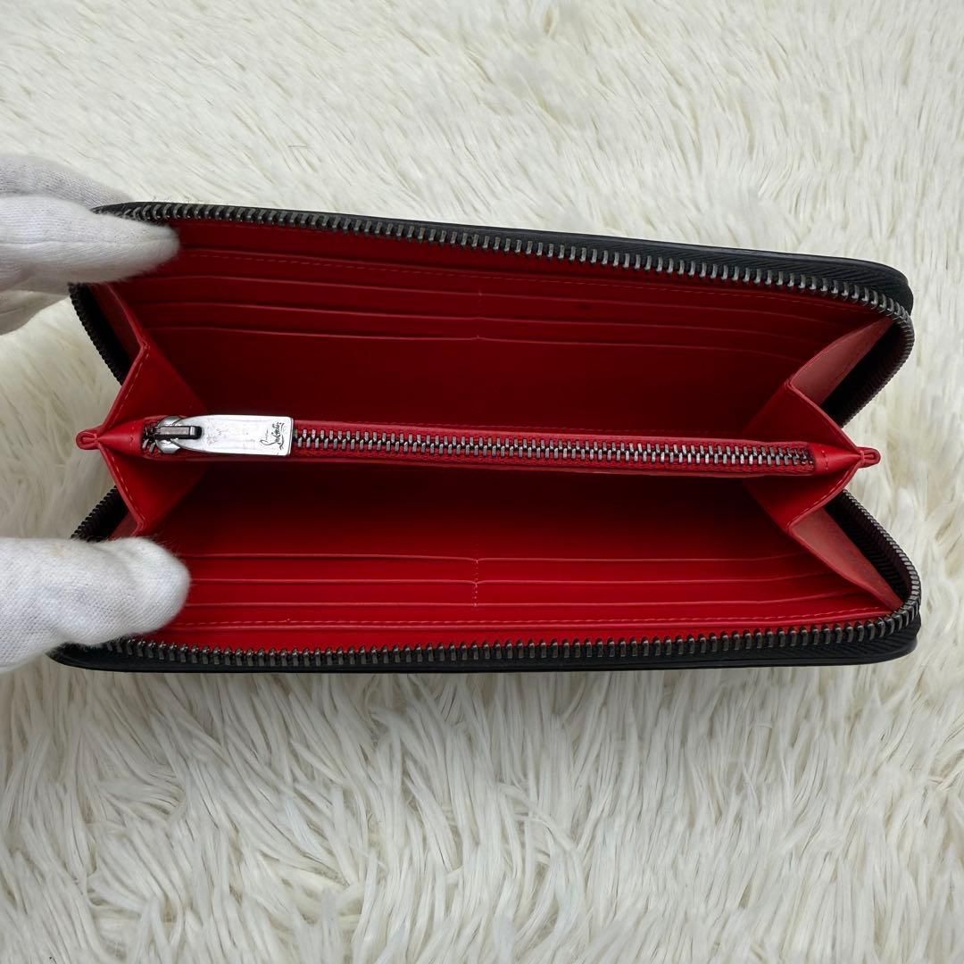 ✨極美品✨ ルブタン 長財布 パネトーネ ラウンドジップ ブラック レザー ✨極美品✨ ルブタン 長財布 パネトーネ ラウンドジップ ブラック