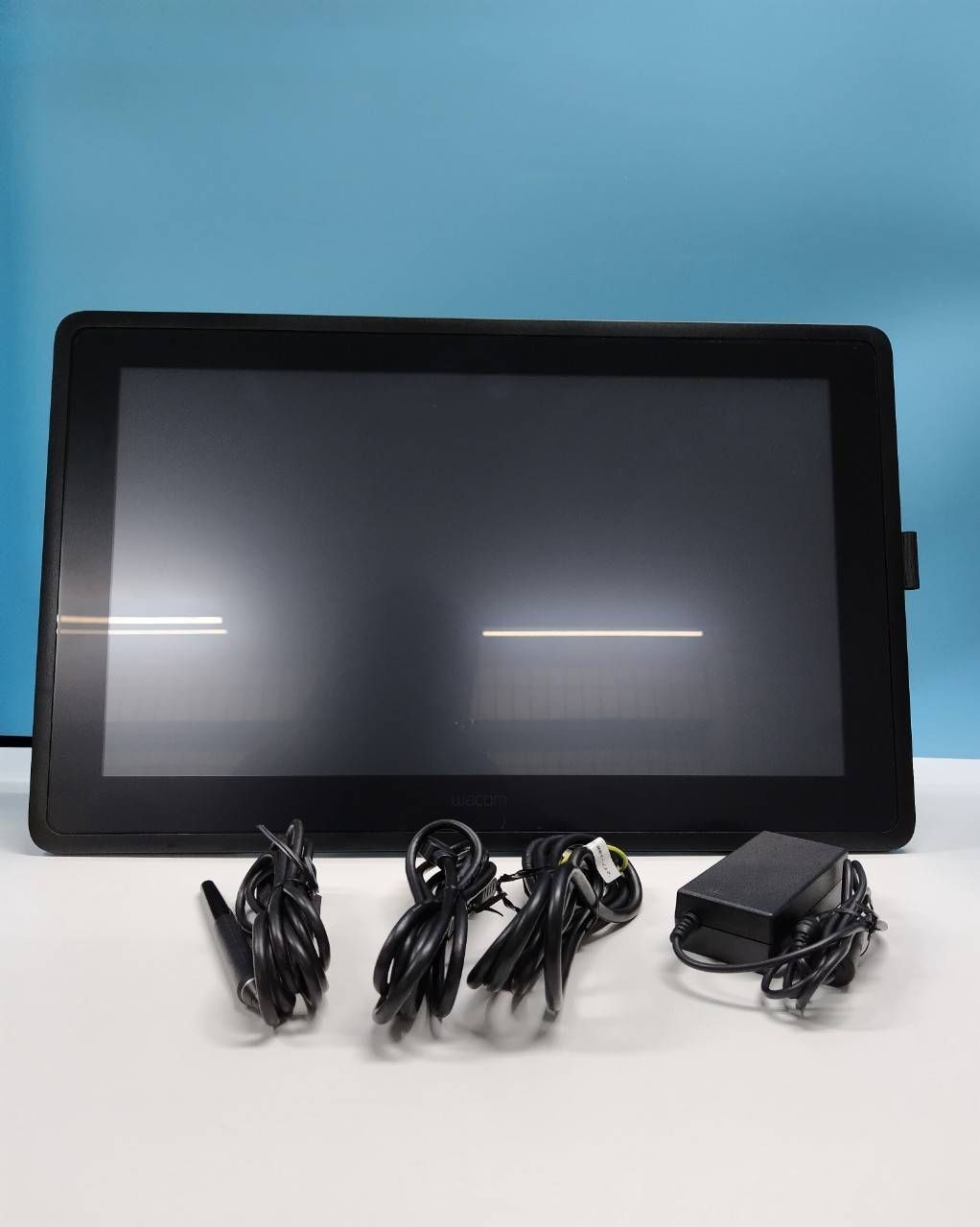 【現状品】Wacom Cintiq 22 液晶タブレット DTK-2260 ② 38,870円