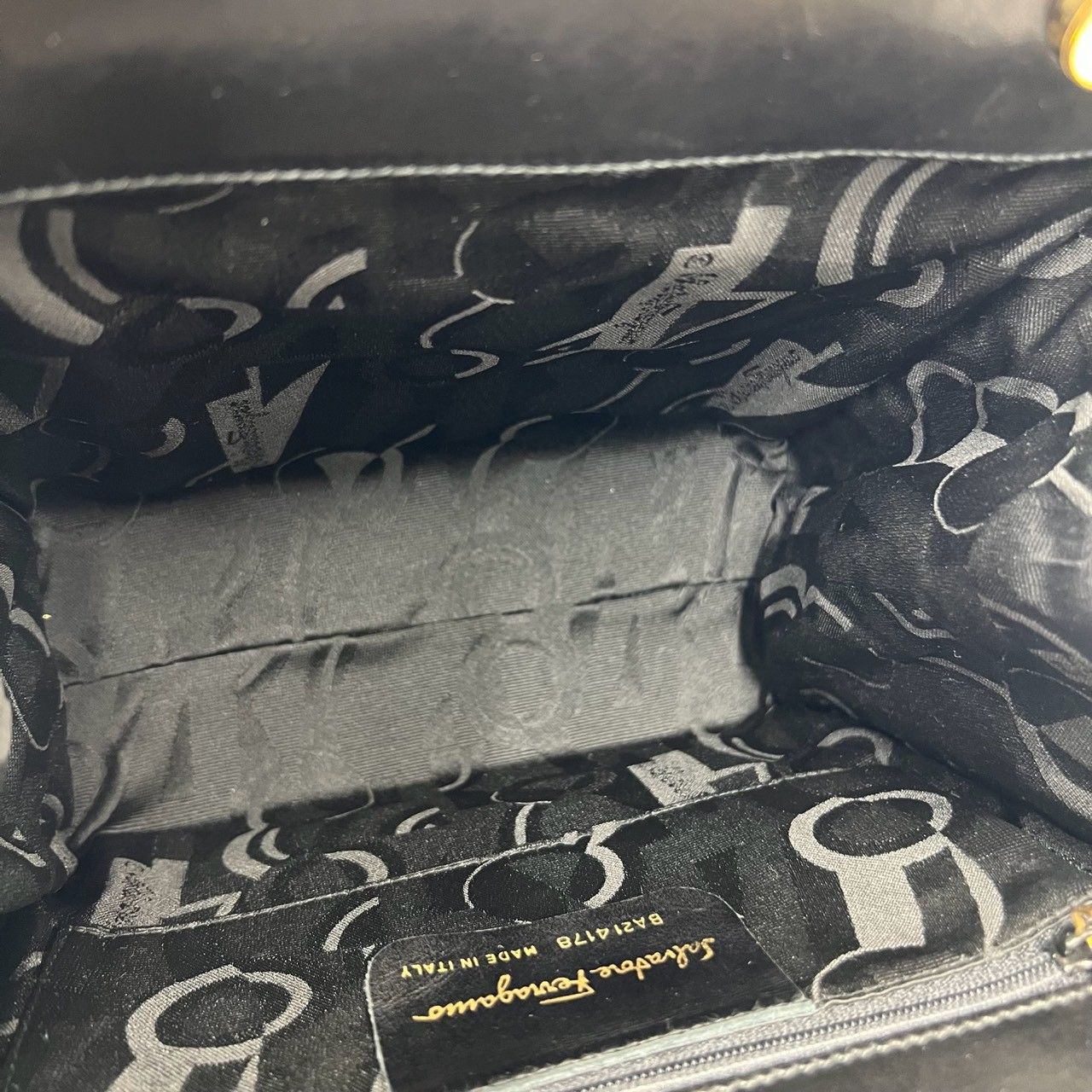 極 美品 箱 袋付 Salvatore Ferragamo サルヴァトーレフェラガモ 