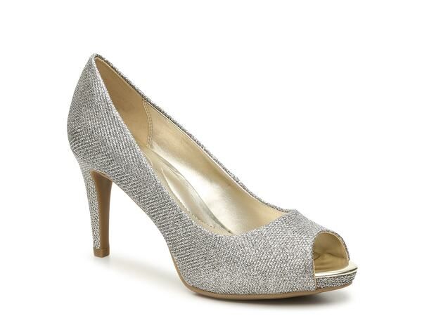 バンドリーノ レディース シューズ パンプス Bandolino Rainaa Pump Gold Metallic ゴールド