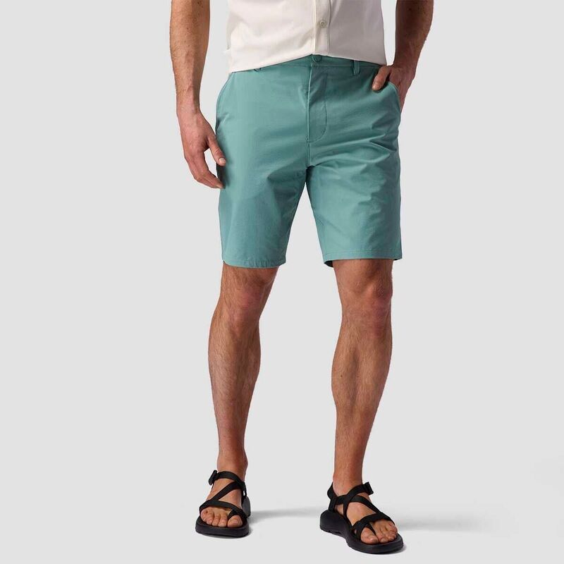 バックカントリー メンズ ボトムス ハーフパンツ・ショーツ Backcountry Tahoe Hybrid Walkshort Mens Oil Blue ブルー