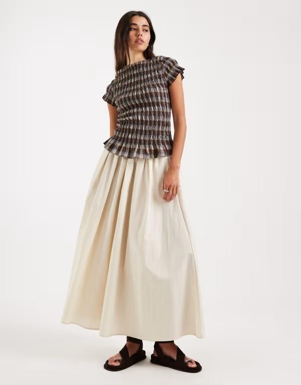 エイソス レディース ボトムスカート ミディ ASOS DESIGN volume detail midi skirt in stone White ホワイト
