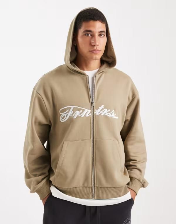 エイソス メンズ アウター パーカー・スウェット プリント ASOS DESIGN relaxed zip up hoodie with embroidery printree house ベージュ