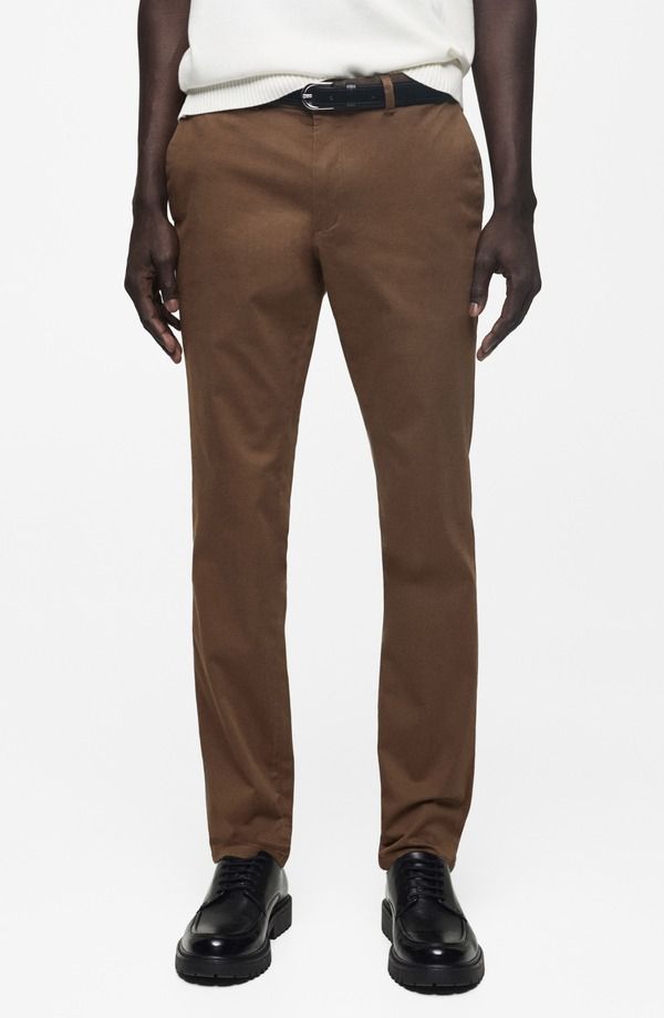 マンゴ メンズ ボトムス カジュアルパンツ スリムフィット MANGO Serge Slim Fit Chino Pants Brown ブラウン