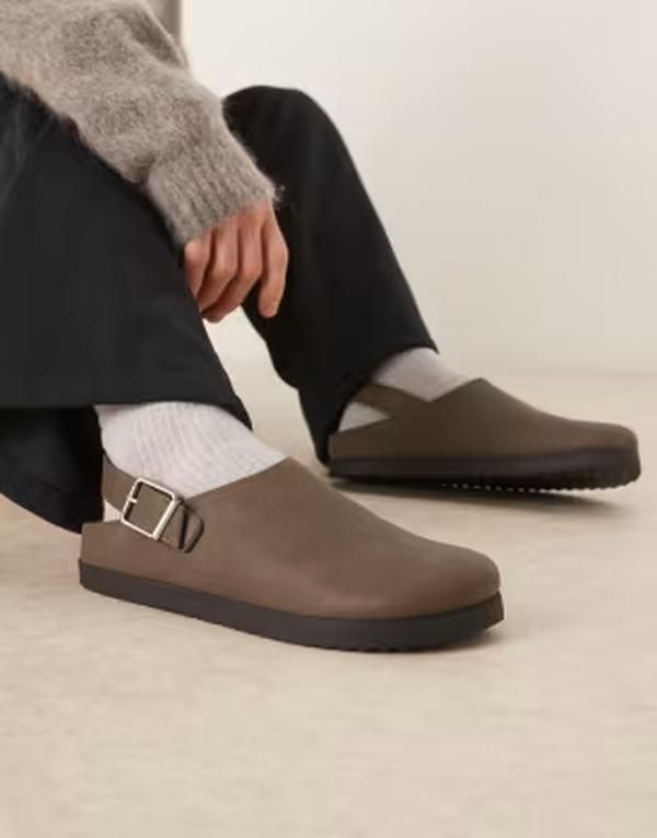 エイソス メンズ シューズ サンダル ASOS DESIGN mule sandals with back strap BROWN ブラウン
