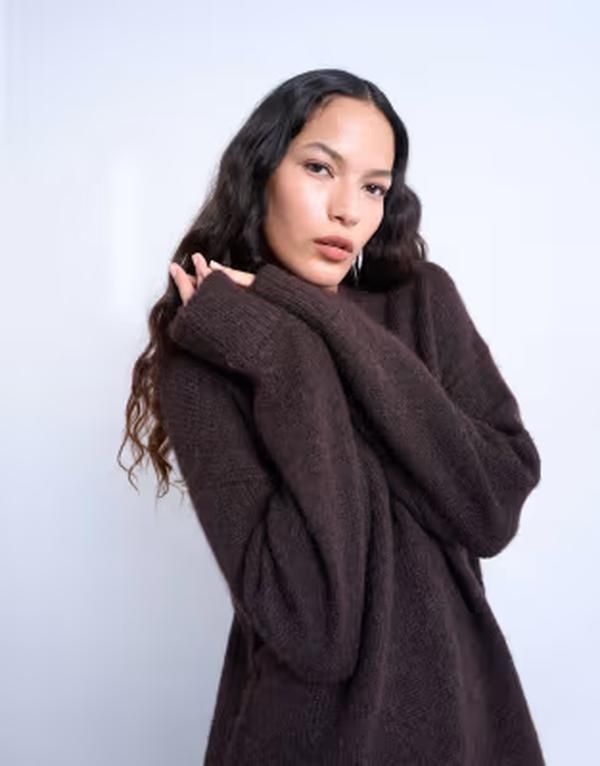 トップショップ レディース アウター ニット・セーター クルーネック Topshop knitted boxy fluffy crew neck sweater in chocolate チョコレート