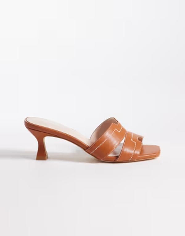 レイド レディース シューズ サンダル ヒール RAID Clydie kitten heel mule sandals in tan pu タン 14,610円