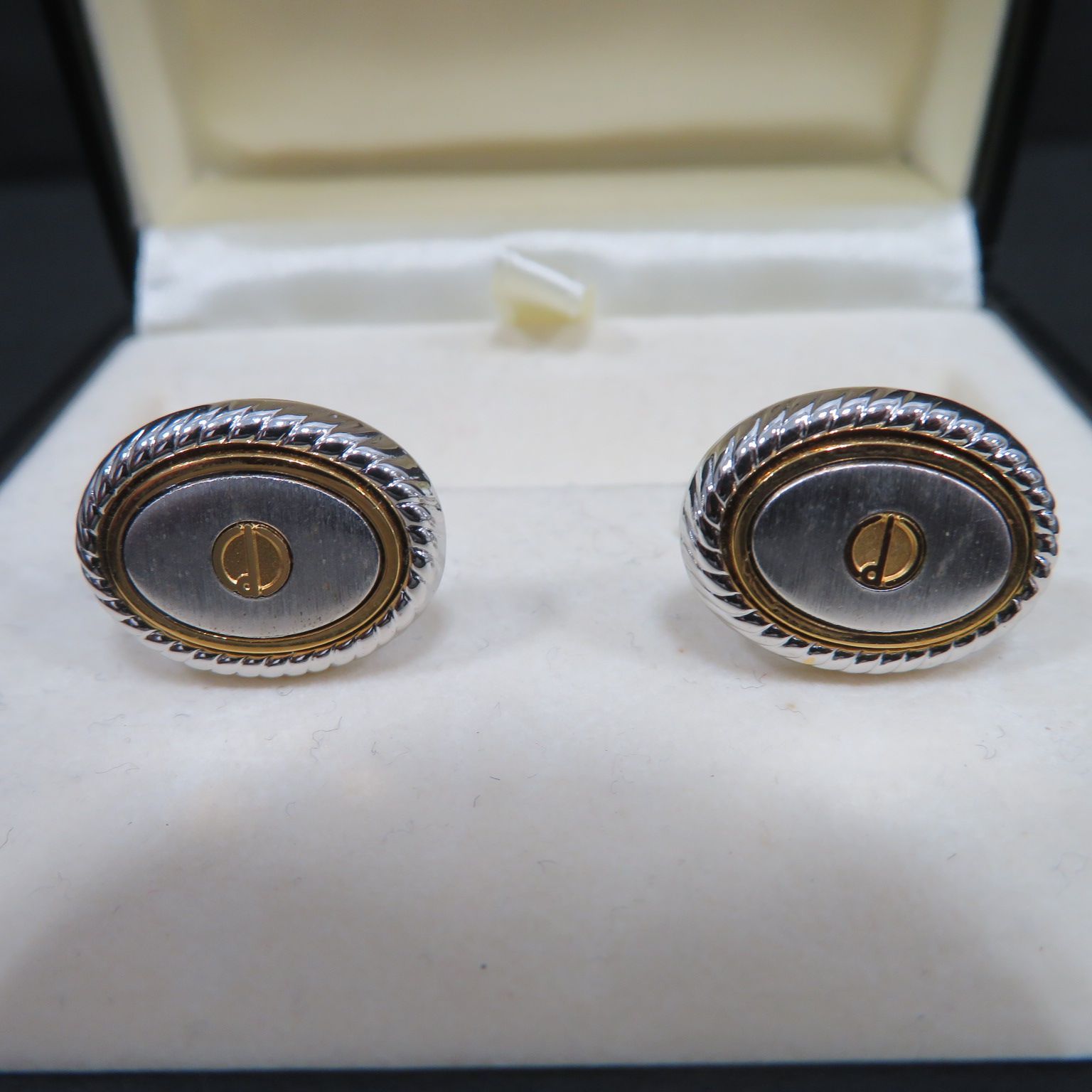4893☆カフス□アルフレッドダンヒル(ALFRED DUNHILL)□送料込み