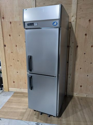 2017年製 パナソニック 縦型冷凍庫 SRF-K681 厨房 中古 W615×D800×H1950 単相100V 愛知 冷凍庫 フリーザー 業務用 飲食店 厨房