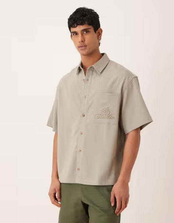 エイソス メンズ トップス シャツ ASOS DESIGN oversized textured shirt with chest embroidery in sage GREEN グリーン