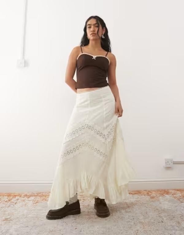 リクレイム ヴィンテージ レディース ボトムスカート アシンメトリー レーストリム ミディ レース Reclaimed Vintage asymmetric hemidi skirt with lac 21,586円