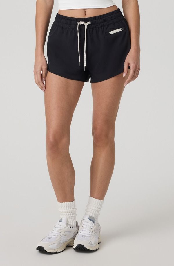 ビュオーリ レディース ボトムス ハーフパンツ・ショーツ ショートパンツ Vuori Clementine 20 Shorts Black ブラック