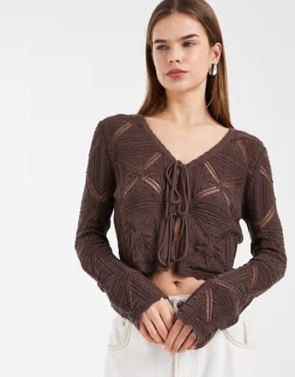 ヴェロモーダ レディース アウター カーディガン Vero Moda tie front patterned crochet cardigan in chocolate martini チョコレート
