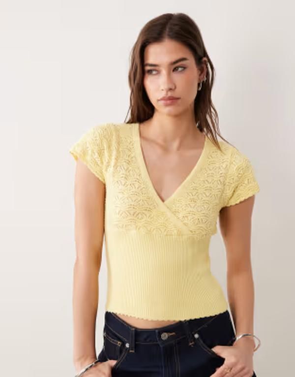 ミスセルフフリッジ レディース トップス シャツ ニット Misselfridge mock wrap short sleeve knitop in buttermilk