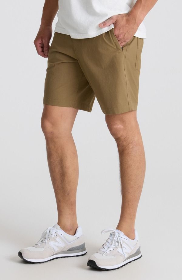 ローアク メンズ ボトムス ハーフパンツ・ショーツ ショートパンツ Roark Layover Pro Traveler Shorts Darkhaki カーキ