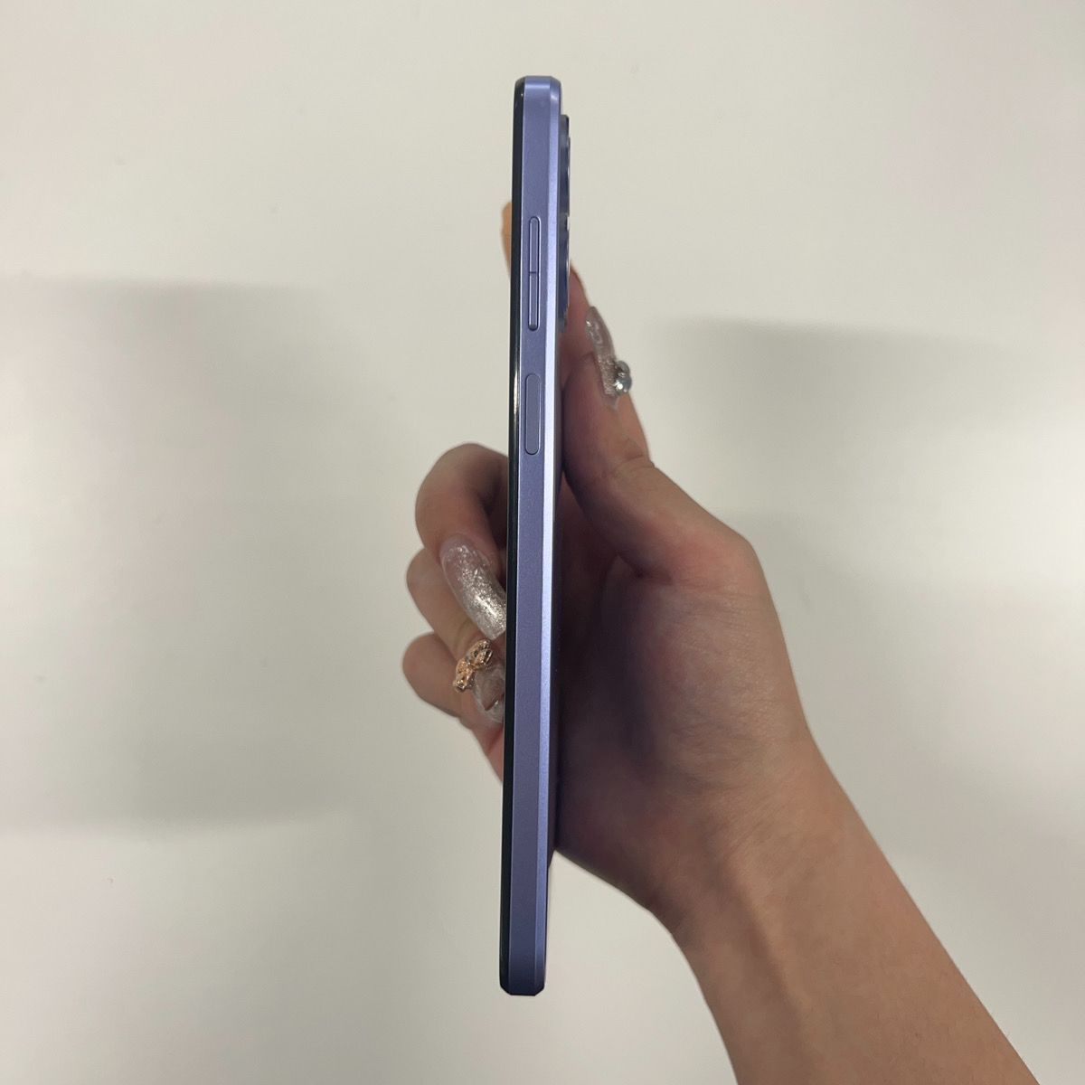 MOTOROLA moto g13 ラベンダーブルー ☆82 - メルカリ