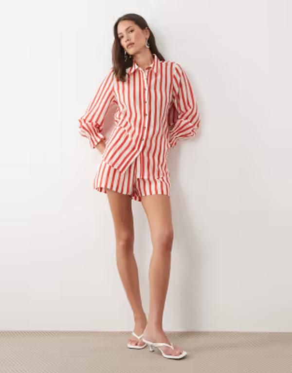 ネバーフリードレスド レディース ボトムス ハーフパンツ・ショーツ ショートパンツ Never Fully Dressed Elissa shortstripe part of a set RED レ