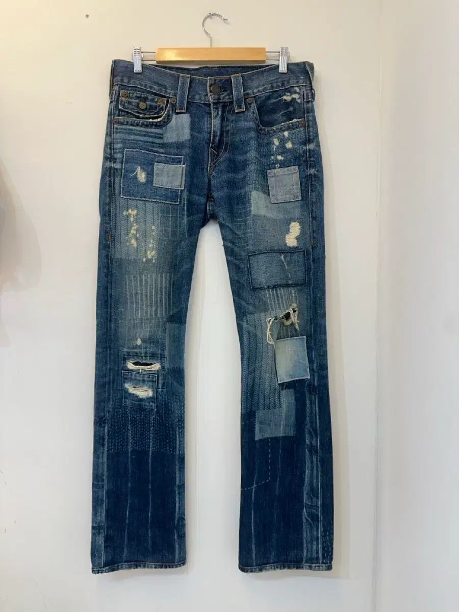 トゥルーレリジョン パッチ デニム インディゴ 10,303円